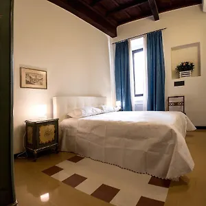 Bed & Breakfast Campo Marzio Charming