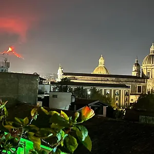 Casa Alcalà Deluxe Affittacamere Aeroporto di Catania Fontana Rossa