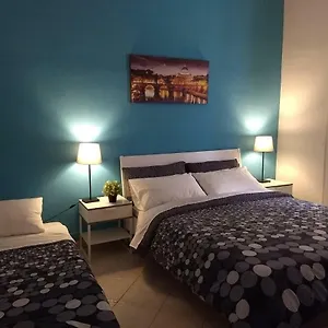 Konukevi Amoraroma, Economy With Shared Bathrooms